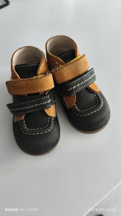 Papucei Kickers mărime 20