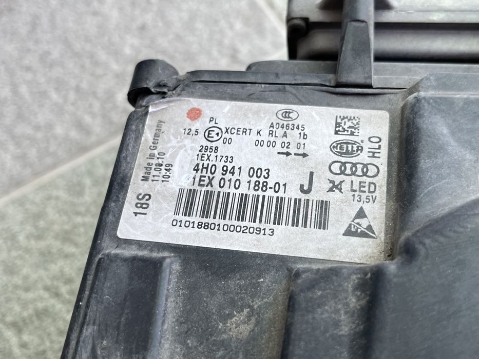 Ляв фар Matrix за Audi A8 D4 / Ауди А8 Д4