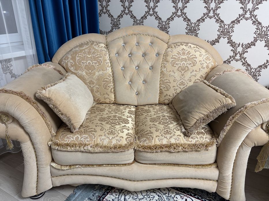 Продам мягкий уголок