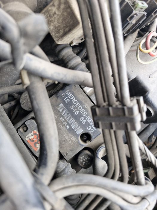 Мерцедес 124 2.0 136 НА ЧАСТИ