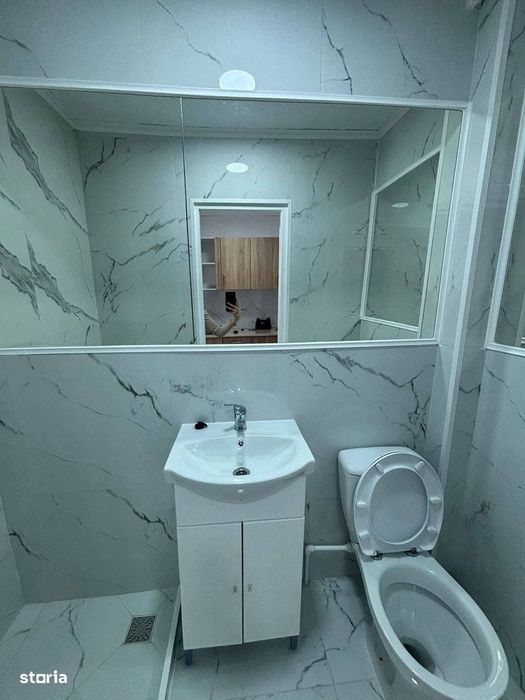 De vanzare garsoniera renovata, etj 1, zona Kaufland Pret: 19500euro