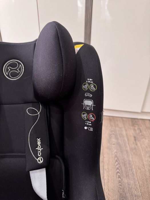 Scaun de masina cu isofix, cibex sirona gi in stare foarte buna