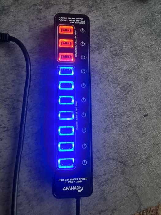 usb hub apanahe usb 3.0 11 porturi, 4 cu incarcare fast charge