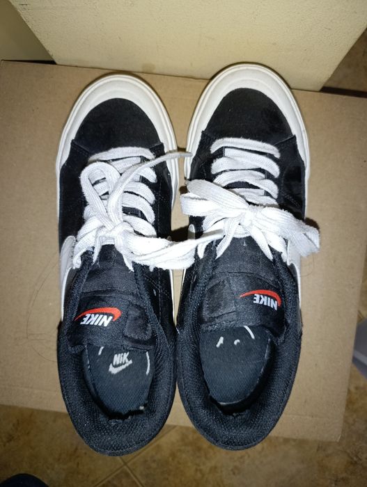 маратонки nike номер 37