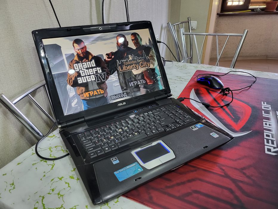 Asus RoG игровой ноутбук
