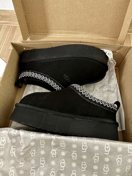 Ugg negru marimea 37