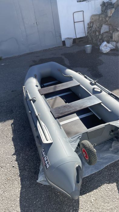 Продам лодку cayman n330