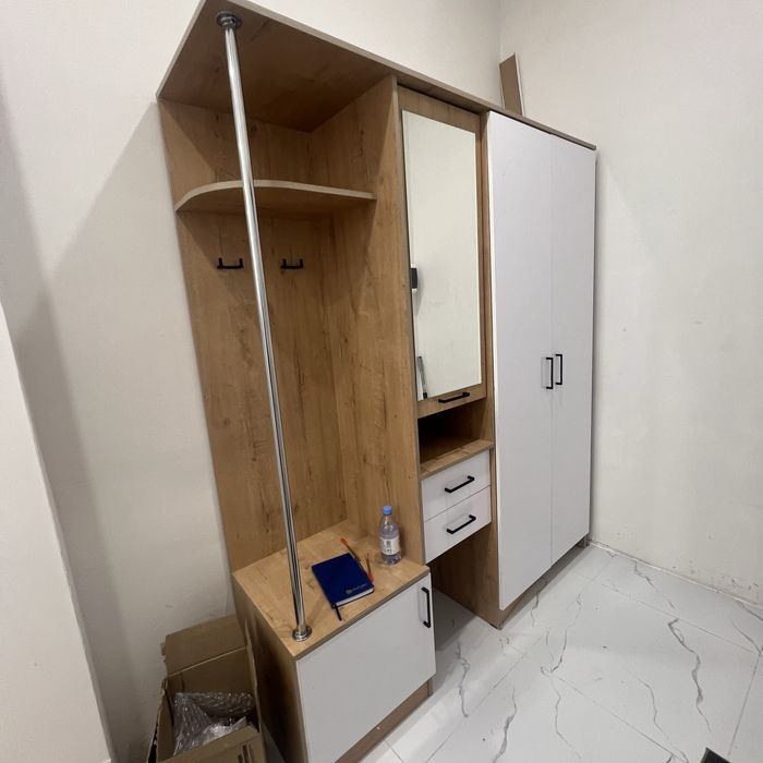 Шкаф для прихожей