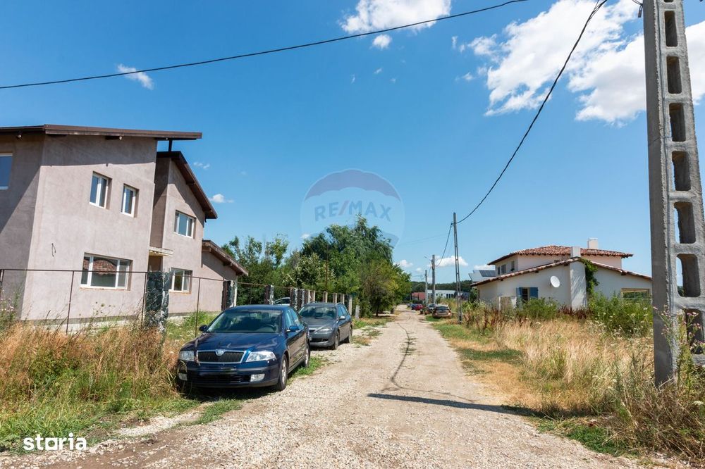 Vanzare teren casa Corbeanca Petresti Parc 414mp certificat urbanism
