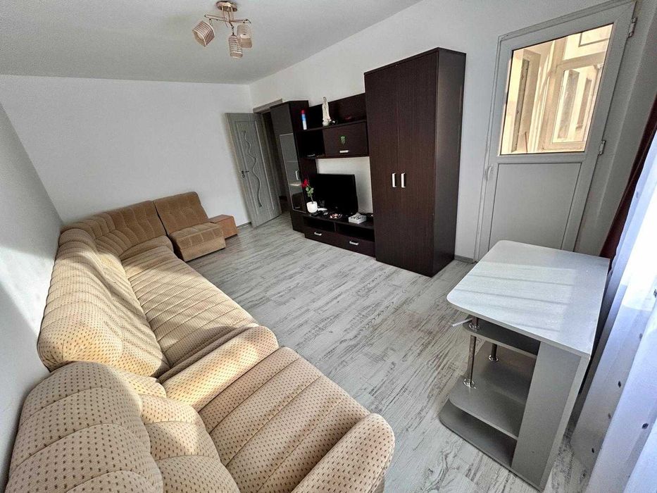 Proprietar direct. Inchiriez apartament 2 camere Ploiesti zona caraiman