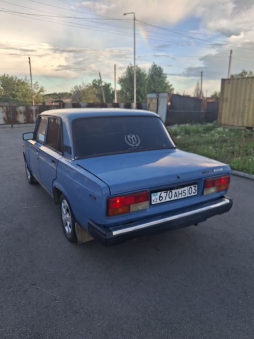 Продам машину ваз 2107