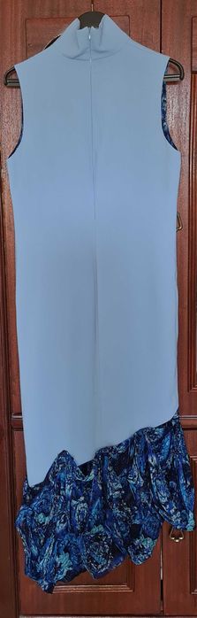 Дизайнерска рокля