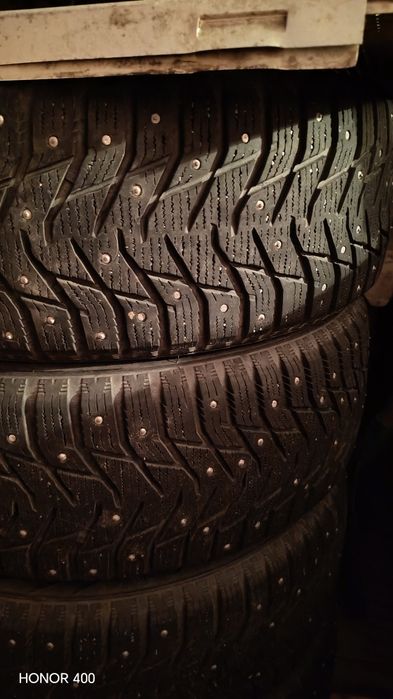 JAC JS4  кроссовер