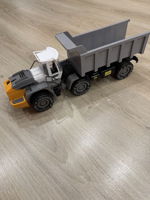 Детские игрушки