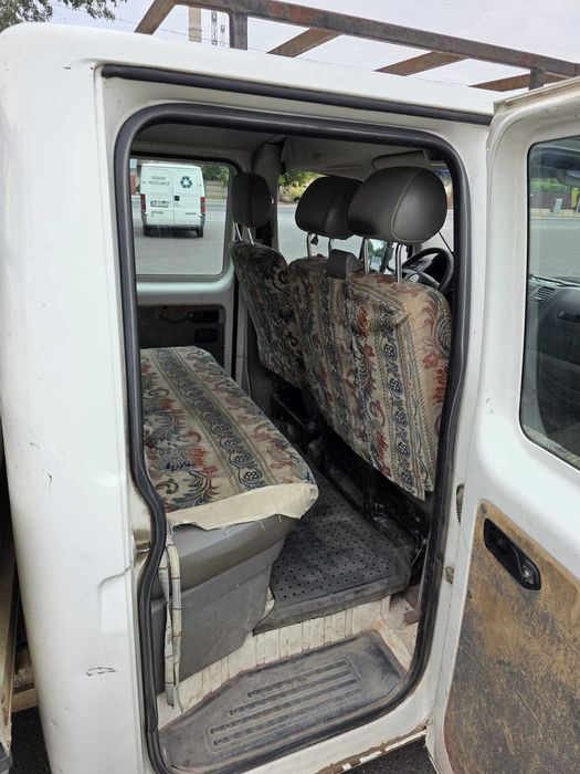 Vand Volkswagen Transporter T5, cabina dubla, 1.9tdi