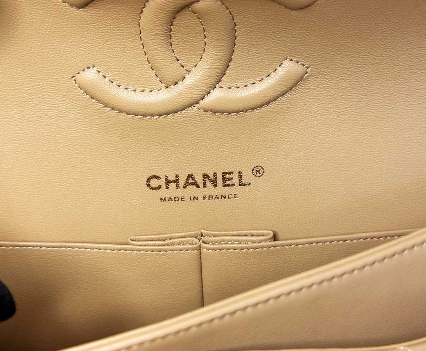 Geantă Chanel din Piele Bej, Poseta Chanel din Piele Crem