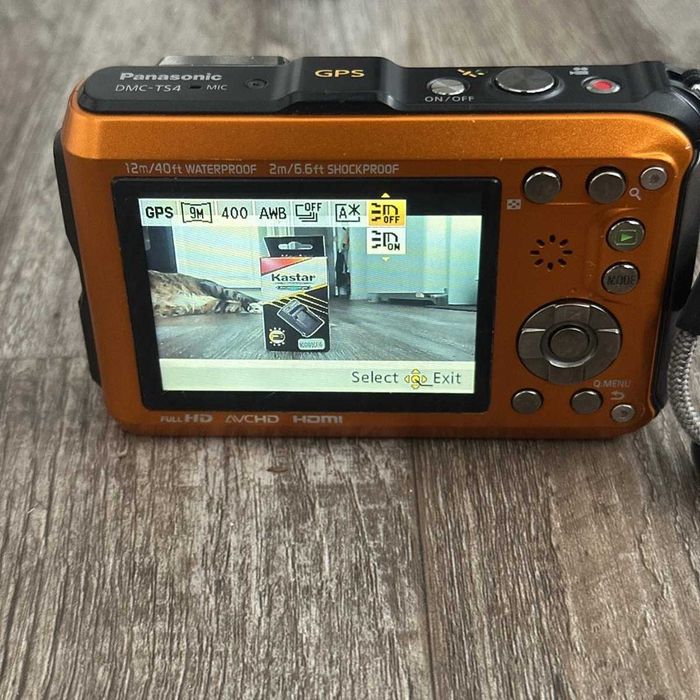 Camera foto subacvatica Panasonic TS4 ca NOUĂ cablu charger baterie