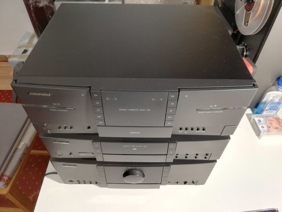 Linie Audio GRUNDIG R/CD/CCF-102 (CD/MC/Amplituner) - Impecabil