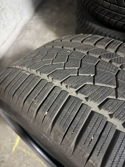 Set anvelope 285/40/22 si 325/35/22 pirelli continental