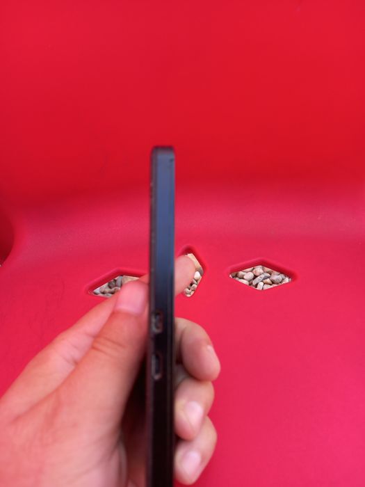 Vând telefon BlackBerry Z10 funcțional sau piese