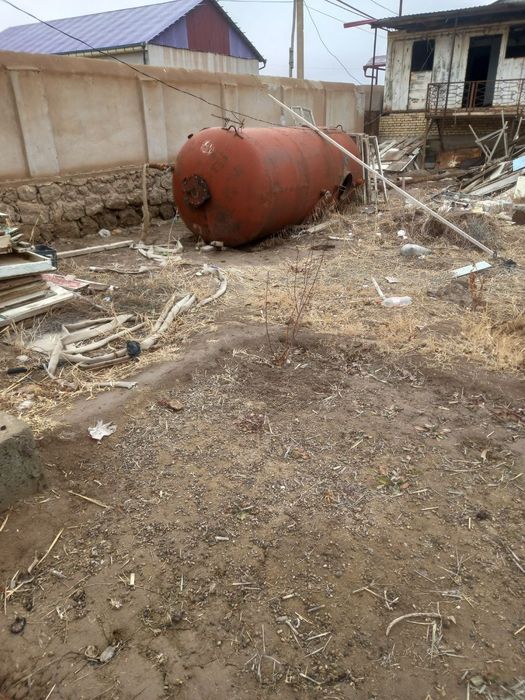 Продаются ёмкость 8 тонн в хорошем состояний