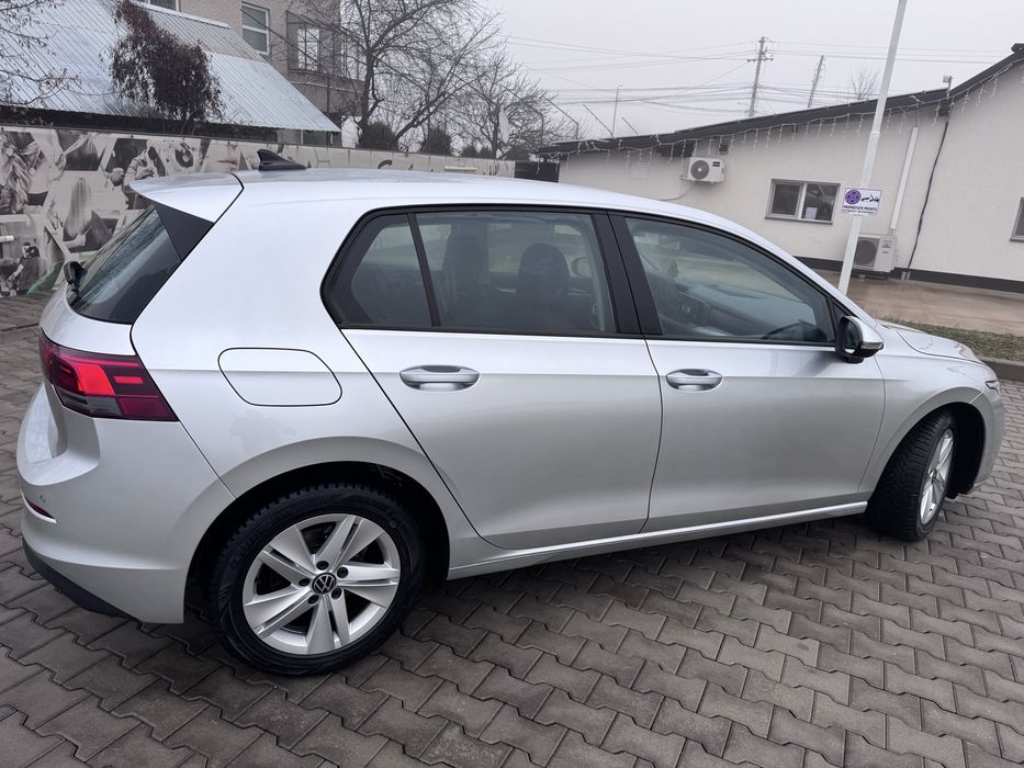 2021 VW Golf 8, benzina, 60.323 km, proprietar
