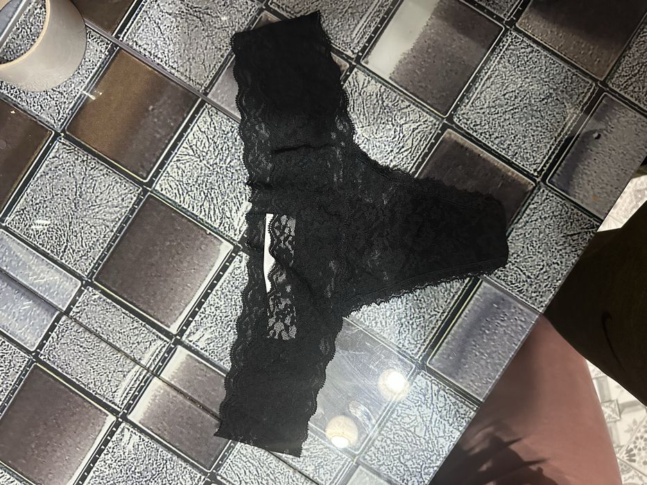 Chiloti tanga cu garnitura din dantela ,M, set 3 buc , Gilly Hicks