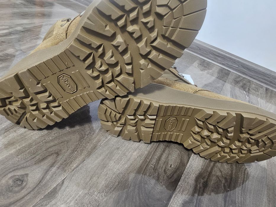 Bocanci militari Rocky nr 42,5-43 dimensiune talpic 28 cm, talpă vibram!