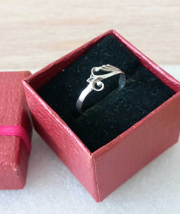 Нови сребърни пръстени