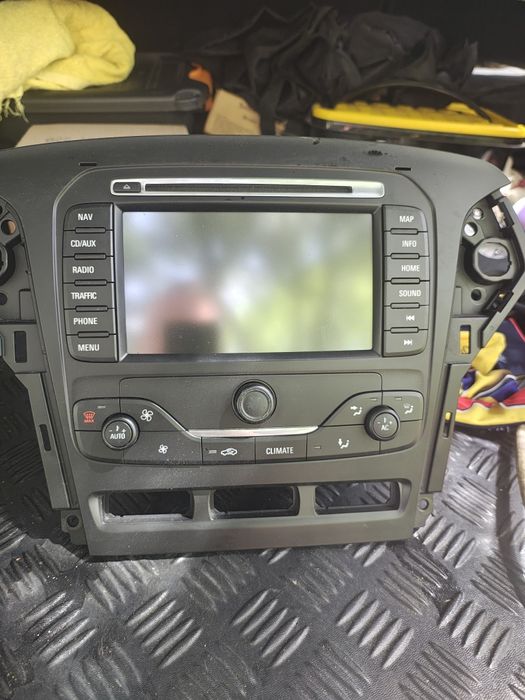 Vând navigare Ford Mondeo Mk4 2012 impecabila