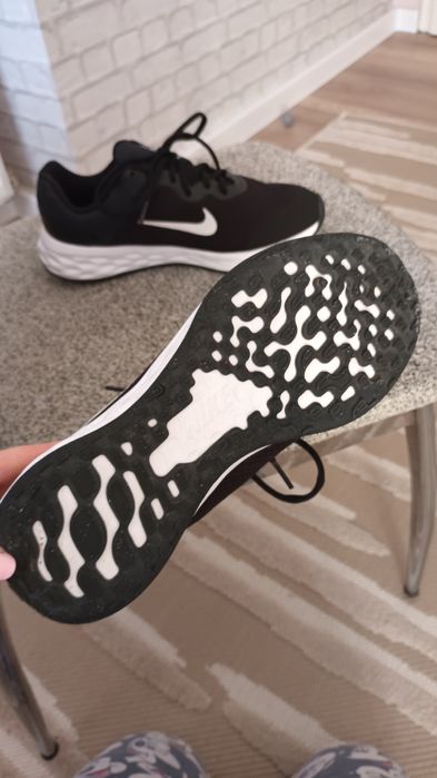 Маратонки Nike-унисекс модел