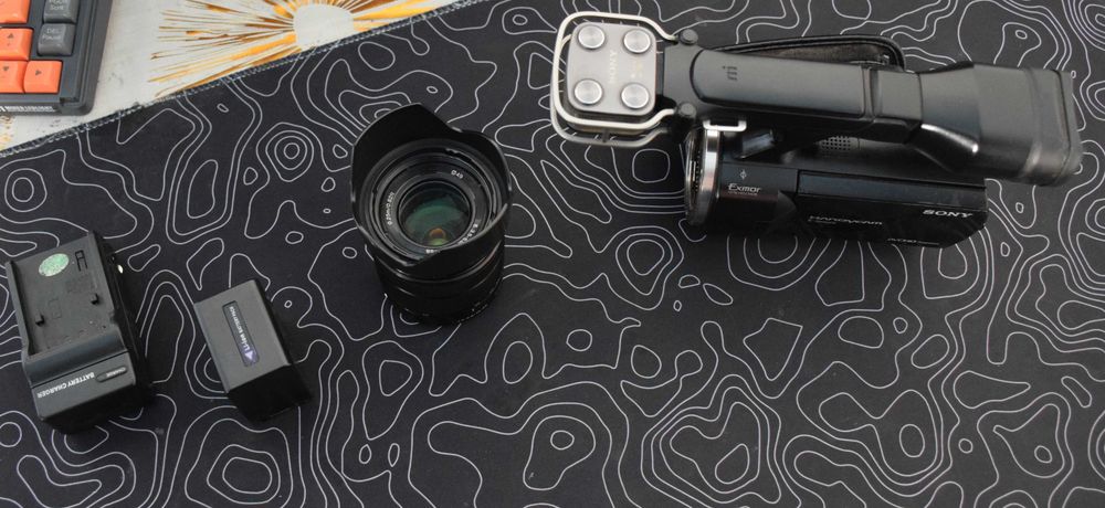Продам Sony NEX-VG30E + объектив 18-55mm