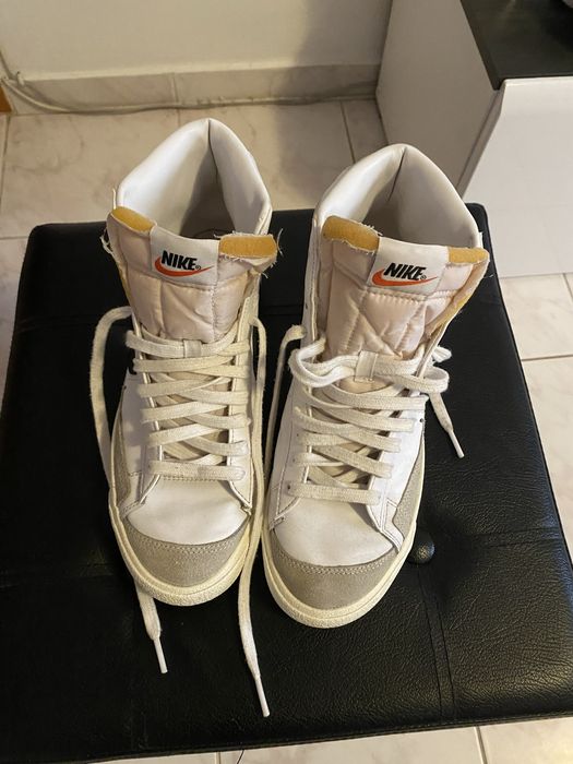 Pereche Nike - Blazer Mid