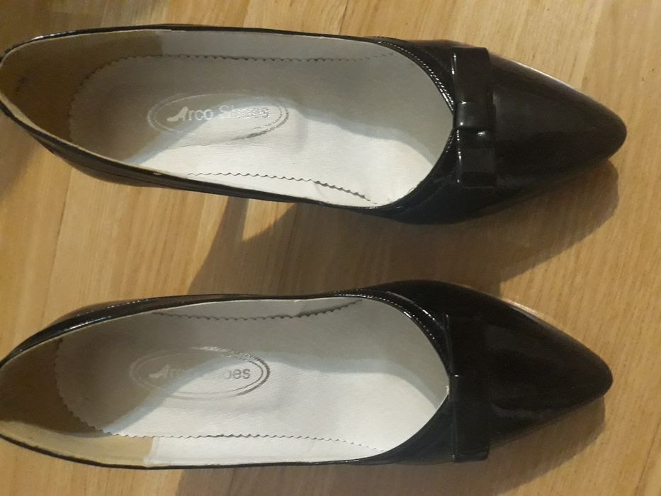 Pantofi din piele lacuita marimea37 toc 10cm