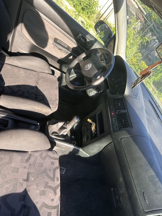 Golf 4 на части 1.6 16v