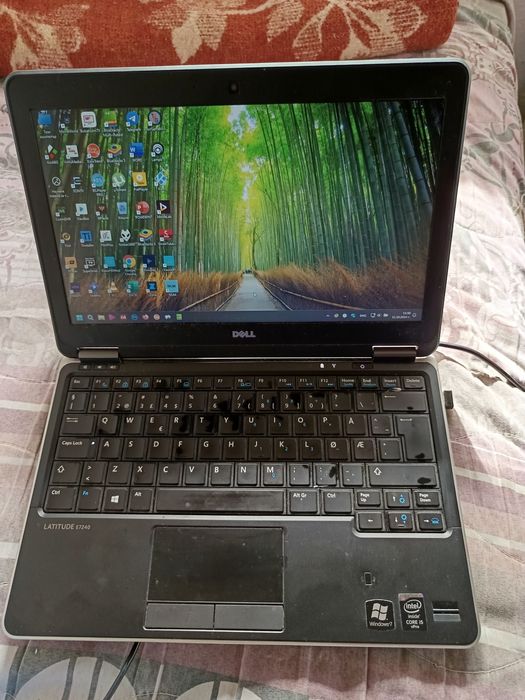 Продавам лаптоп DELL latitude5240