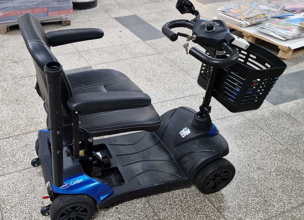 Електрически скутер за трудно подвижни хора/инвалиди Invacare Colibri