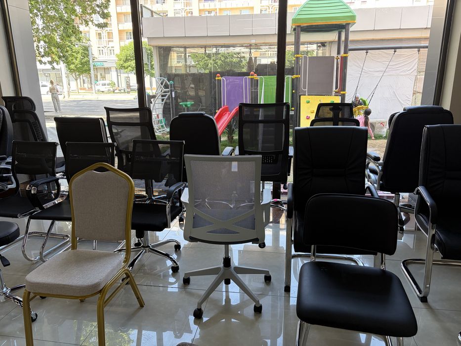 Ofis kreslo sotiladi