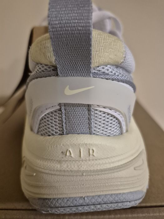 Nike Air Max Bliss damă