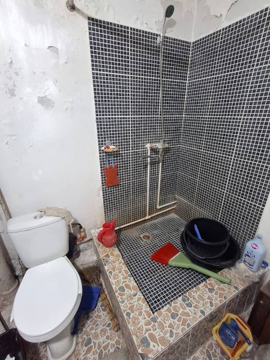 Продаются квартира одна комнатная.