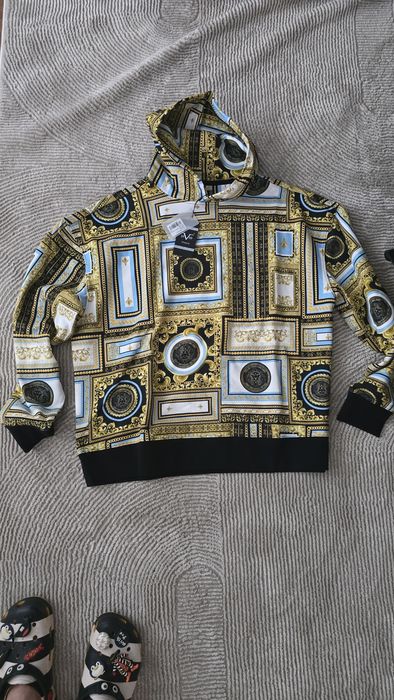 Суичър  Versace Hl нов