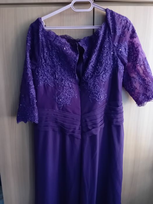 Vand rochie de ocazie