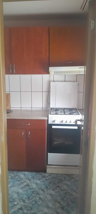 Inchiriez garsoniera zona Micalaca Orizont