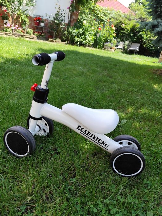 Mini bicicleta de echilibru