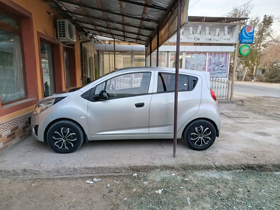 Спарк серый свет