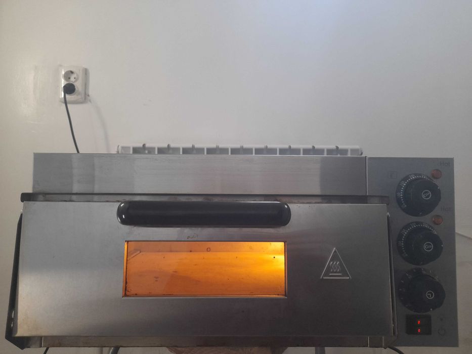 Пицца печ в хорошем состоянии