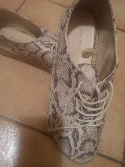 Tenesi tip espadrile