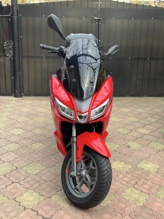 Scuter Aprilia SXR50 2023