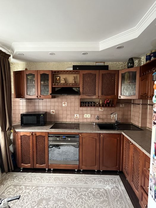 Продаю кухню ( береза фасад).