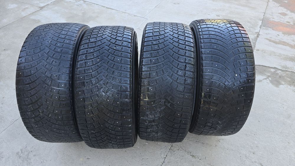 зимний шины 255/50 R20